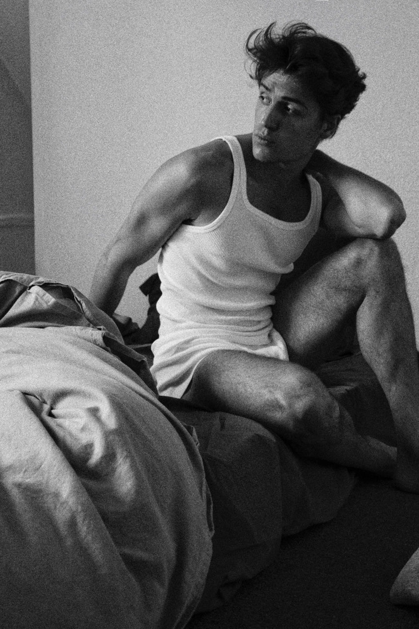 Moving in by  Alessandro Calzoni