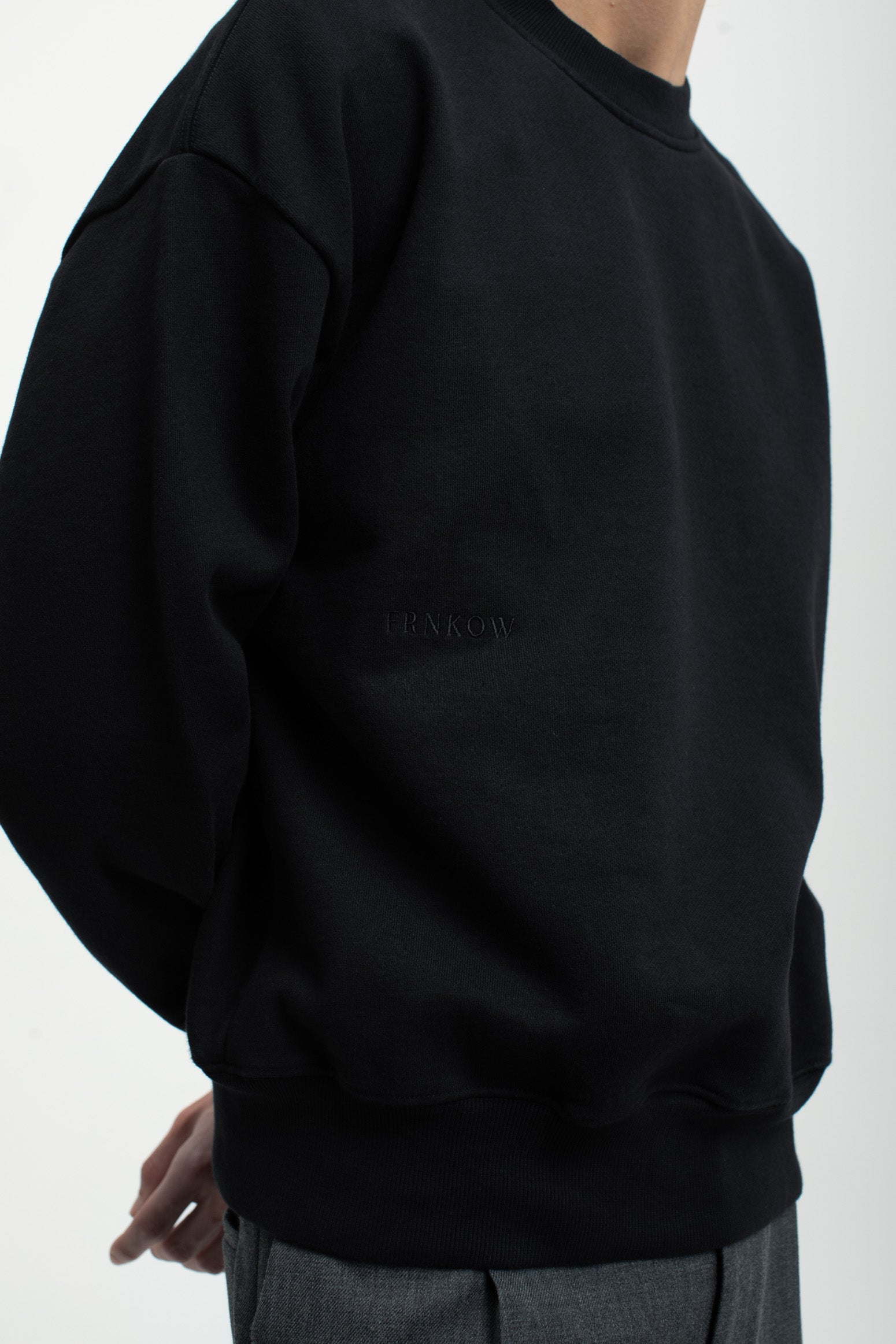 FRNKOW Embroidery Sweater | Black