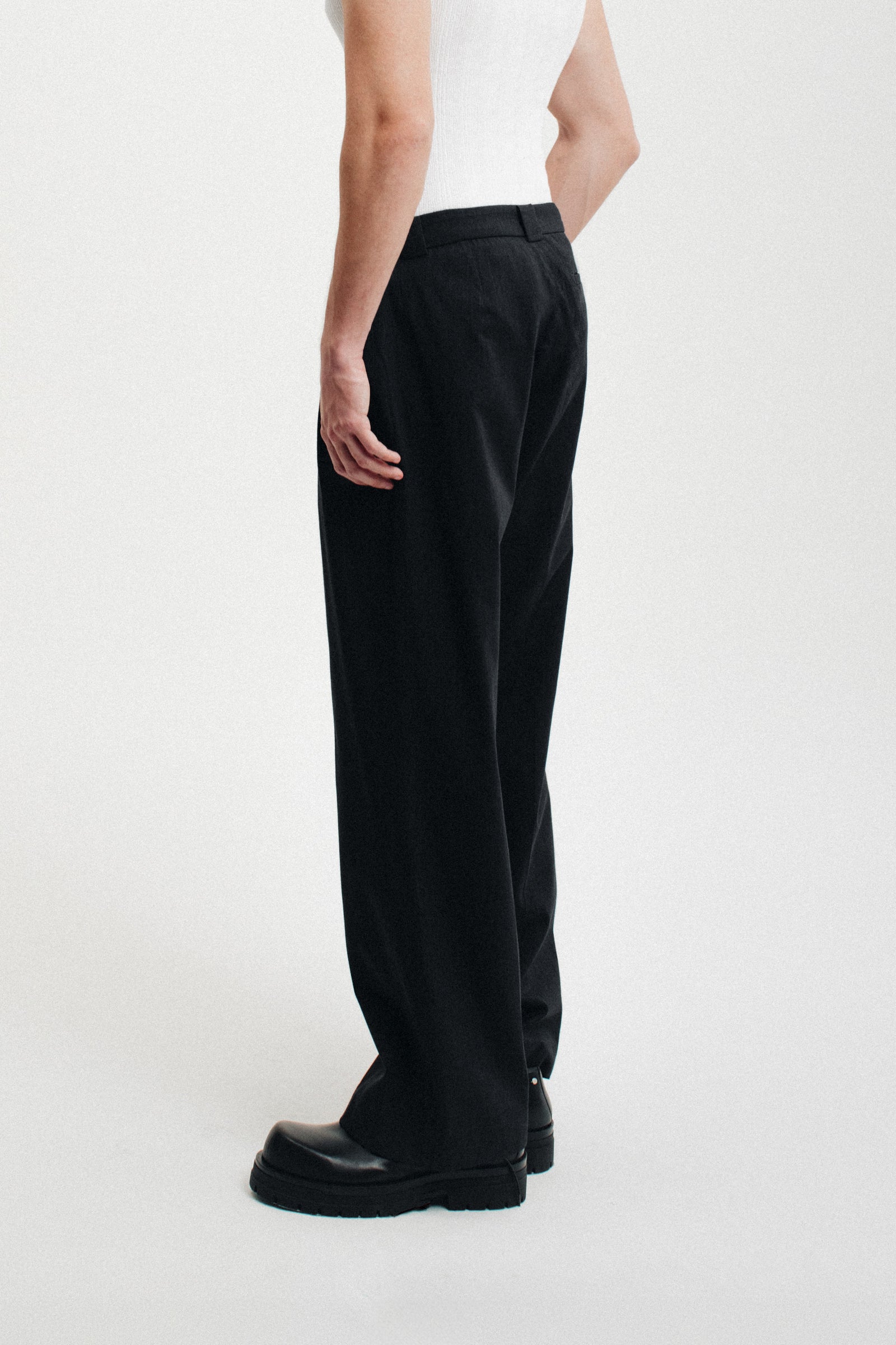 Wool Trousers with Pleats | Anthracite